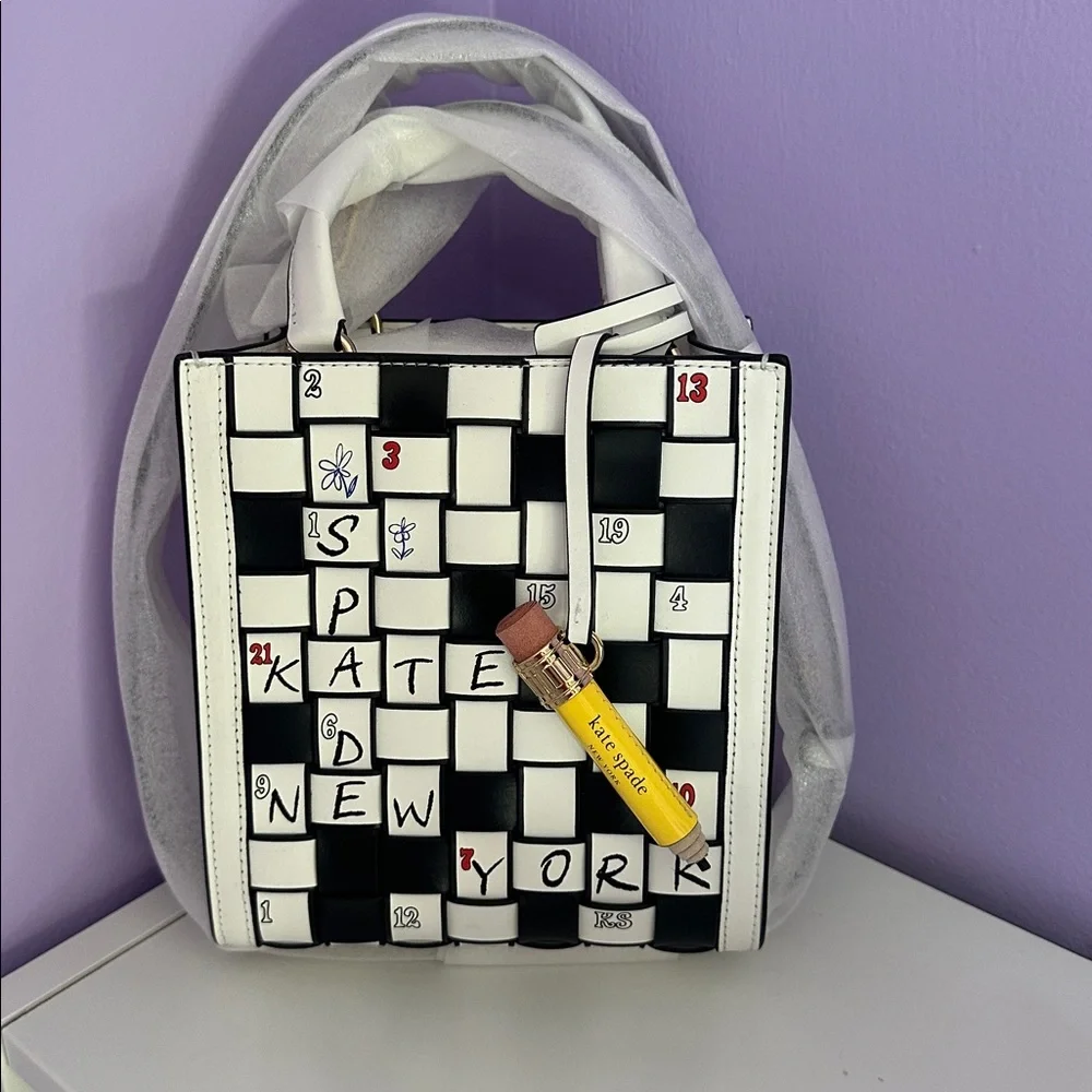 Nwt Kate spade wordplay crossword puzzle mini manhattan bag